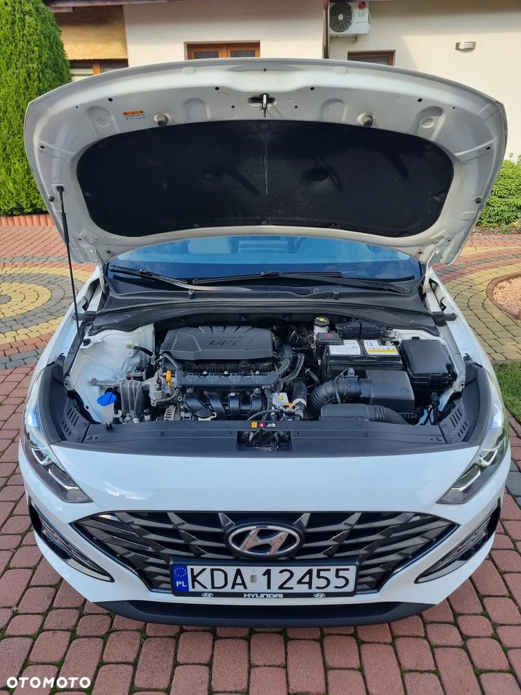 Hyundai i30 1.5 DPI Classic + - 22