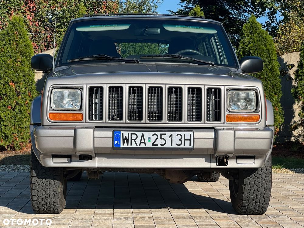 Jeep Cherokee - 2
