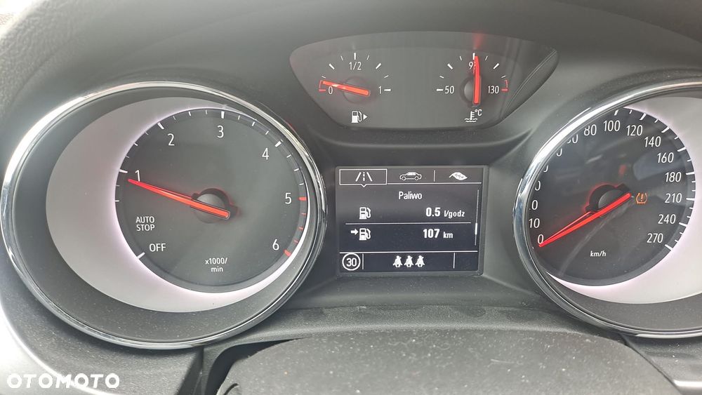 Opel Astra 1.6 CDTI Essentia S&S - 17