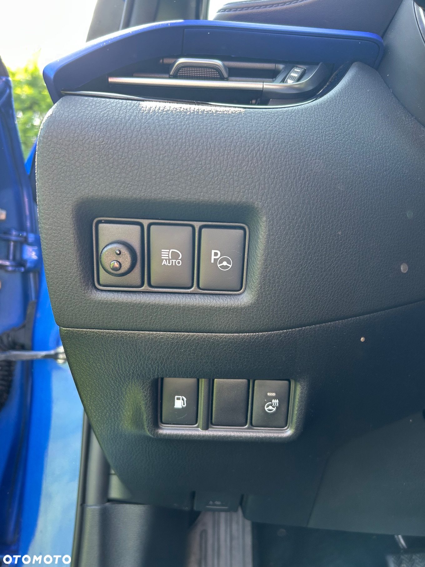 Toyota C-HR - 10