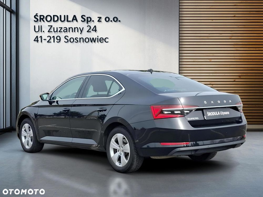 Skoda Superb 2.0 TDI SCR Style DSG - 3