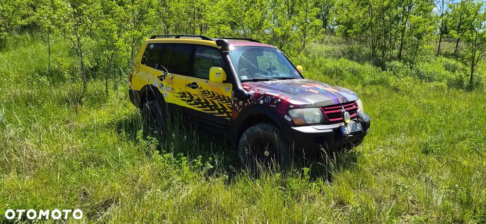 Mitsubishi Montero - 13