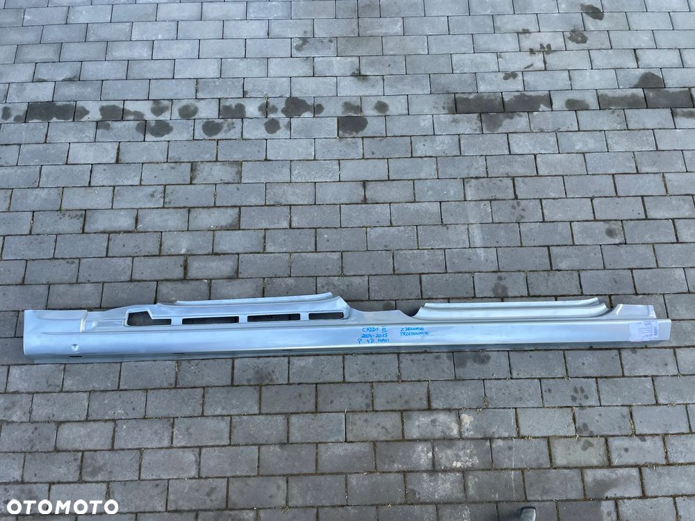 PRÓG PRAWY, REPERATURKA VW CADDY III  2004-2015 - NOWY MAXI 4d - 1