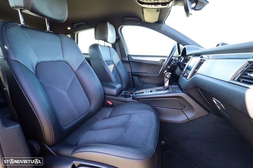 Porsche Macan S - 24