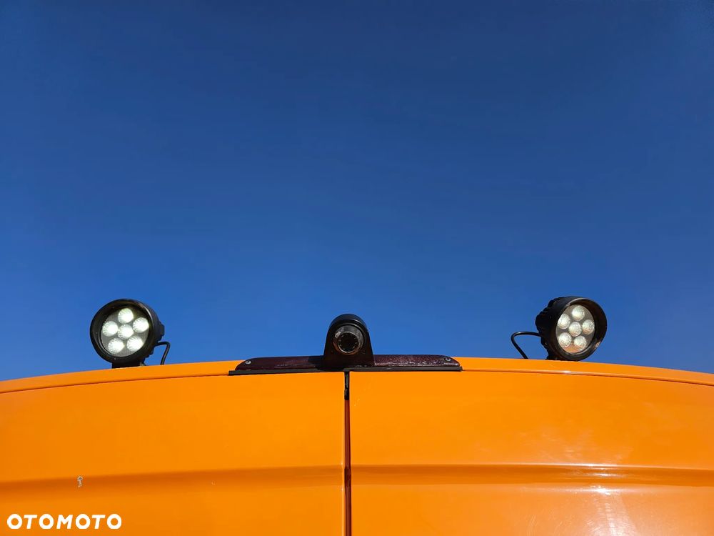 Mercedes-Benz SPRINTER - 13