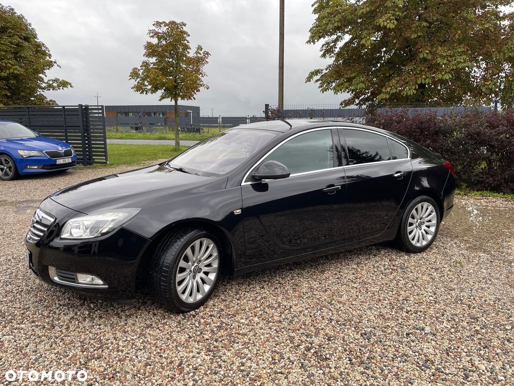 Opel Insignia 2.0 T Cosmo 4x4 - 2