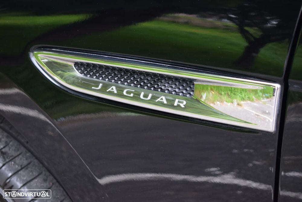Jaguar F-Pace 2.0 i4D Prestige - 14