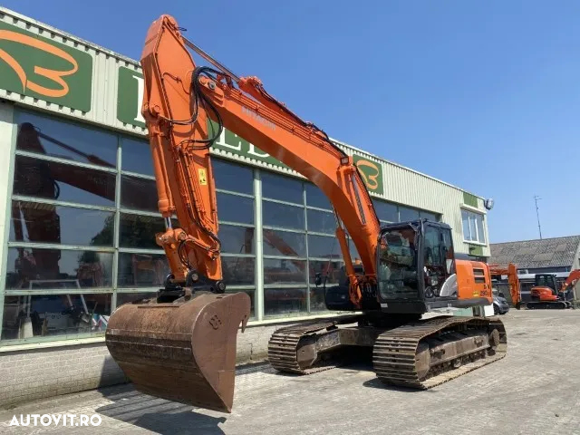 Hitachi ZX 290LC-5B - 5