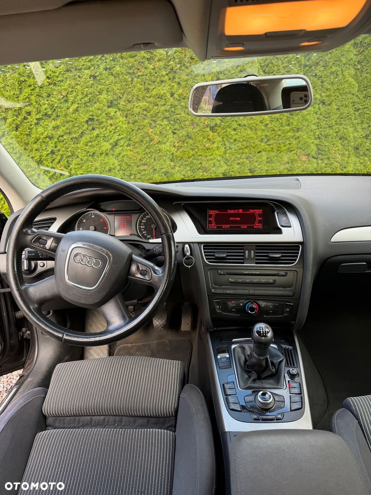 Audi A4 Limousine - 7