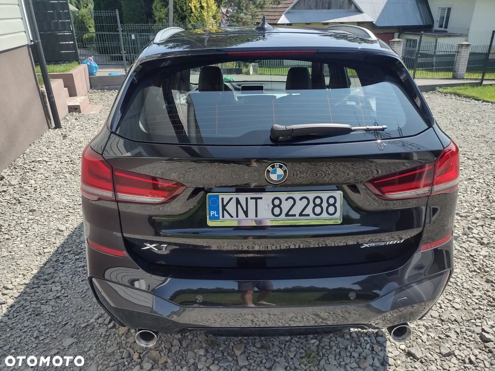 BMW iX1 - 5