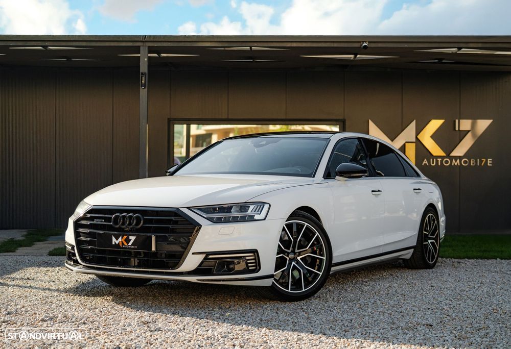 Audi A8 - 1