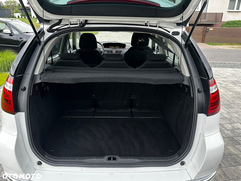 Citroën C4 Picasso - 23
