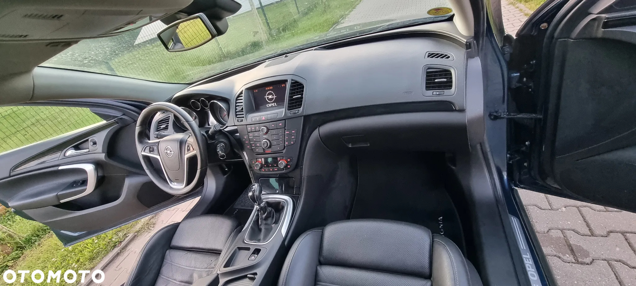 Opel Insignia - 15
