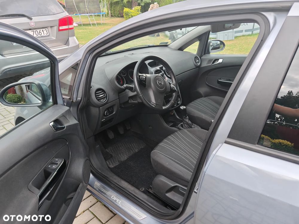 Opel Corsa 1.2 16V Innovation 110 Jahre - 8