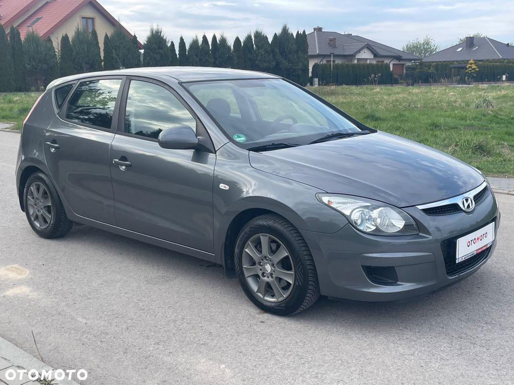 Hyundai i30 1.4 Classic + - 28