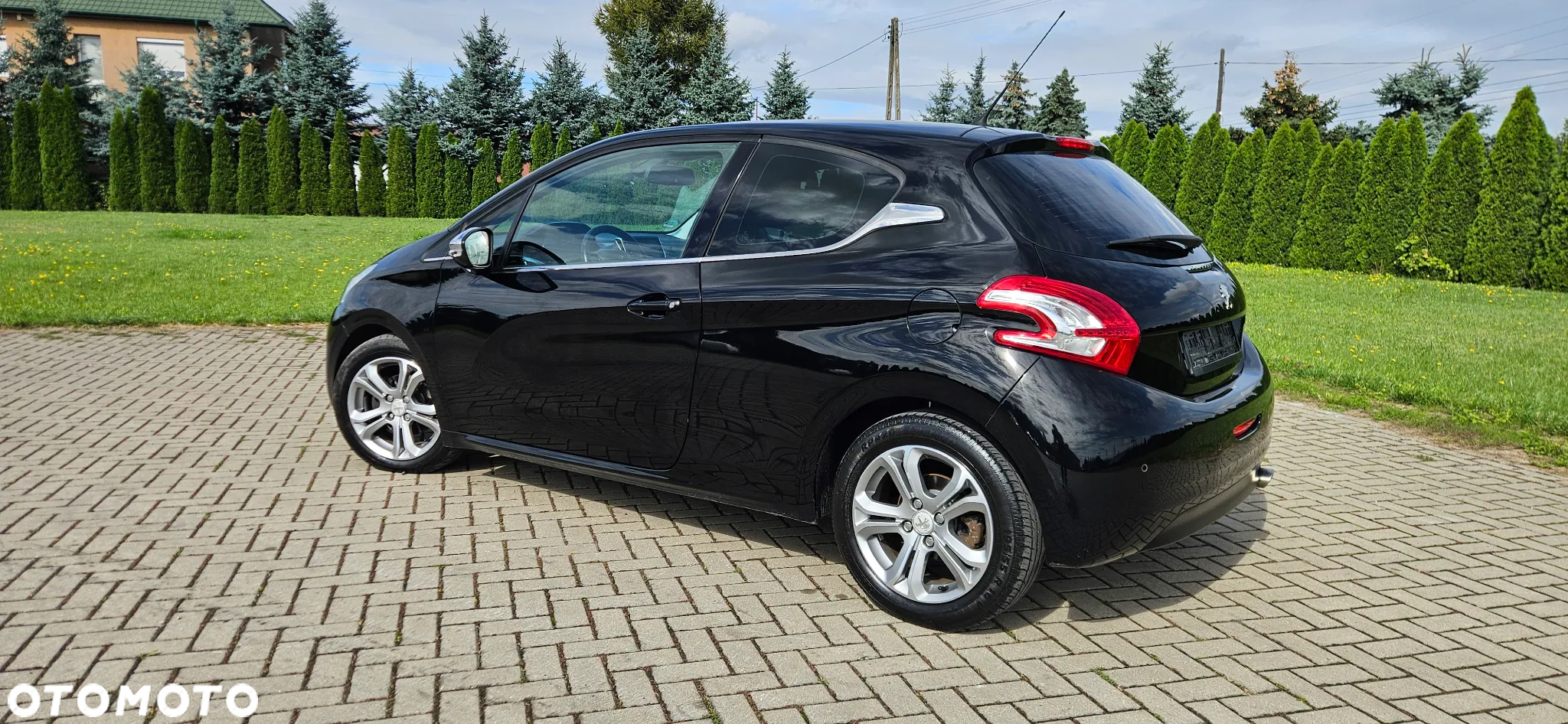Peugeot 208 1.6 e-HDi Allure STT - 6