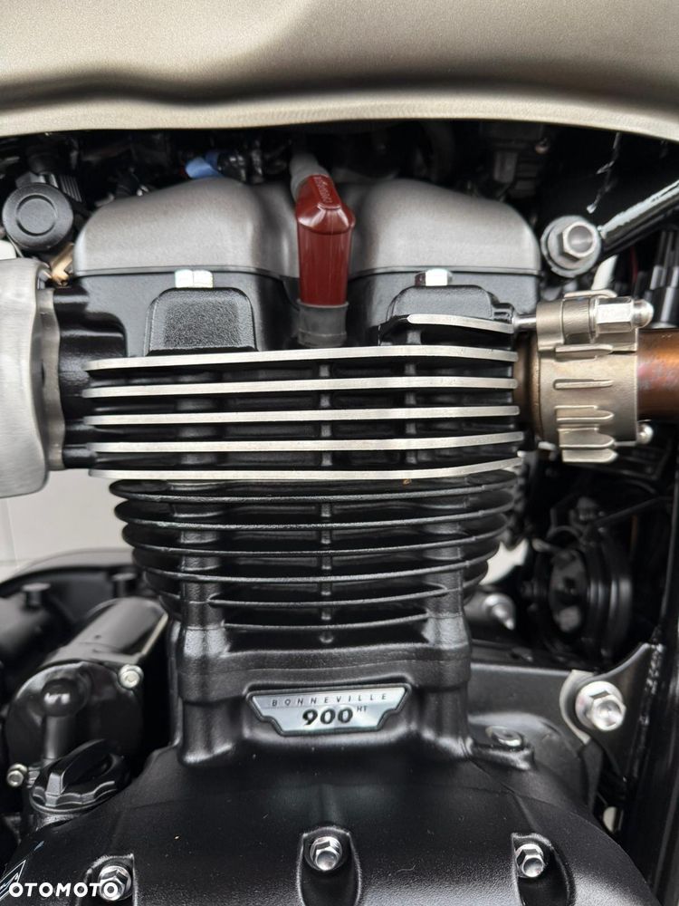 Triumph Street Twin - 22