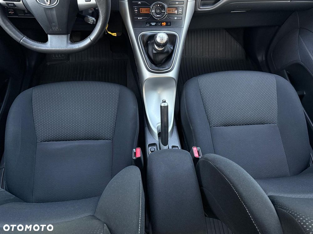 Toyota Auris 1.6 Edition - 30