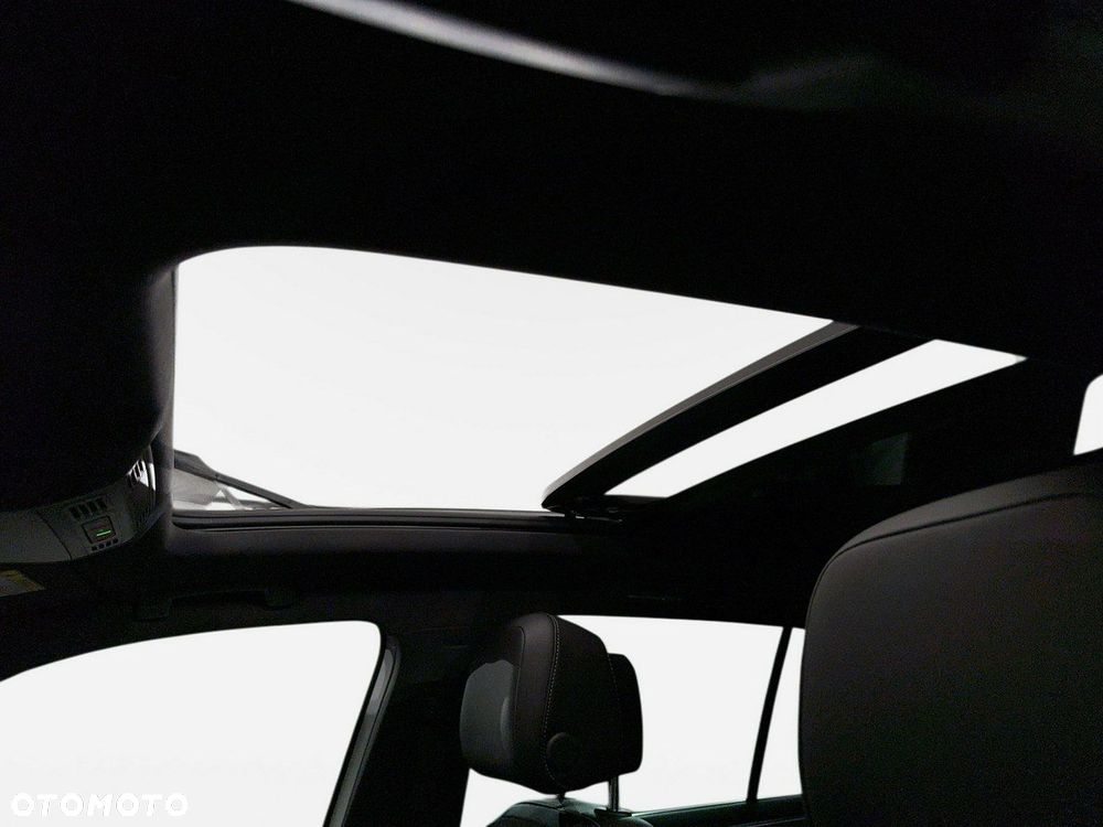 Volkswagen Tiguan - 14