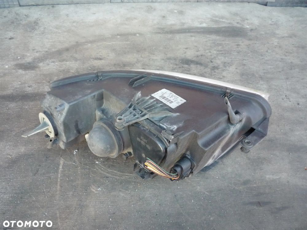VW PASSAT B5 LIFT LAMPA PRZEDNIA  PRAWA LUB LEWA - 10
