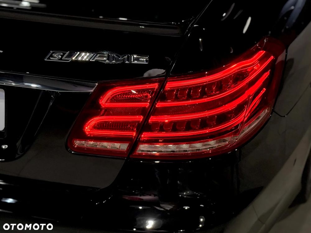 Mercedes-Benz Klasa E - 8