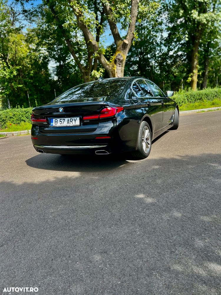 BMW Seria 5 520i AT - 15