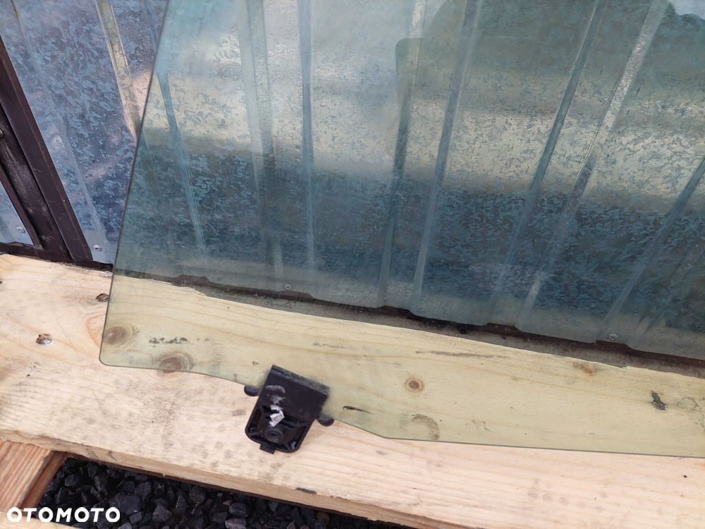 Citroen C5 III 15r Szyba Lewa boczna Lewy przód  podwójna akustyczna - 2