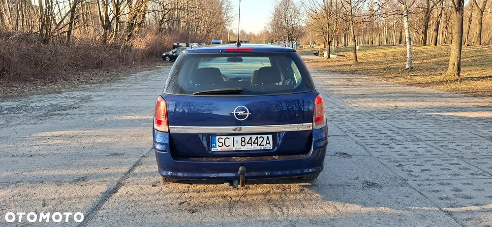 Opel Astra 1.7 CDTI Cosmo - 3