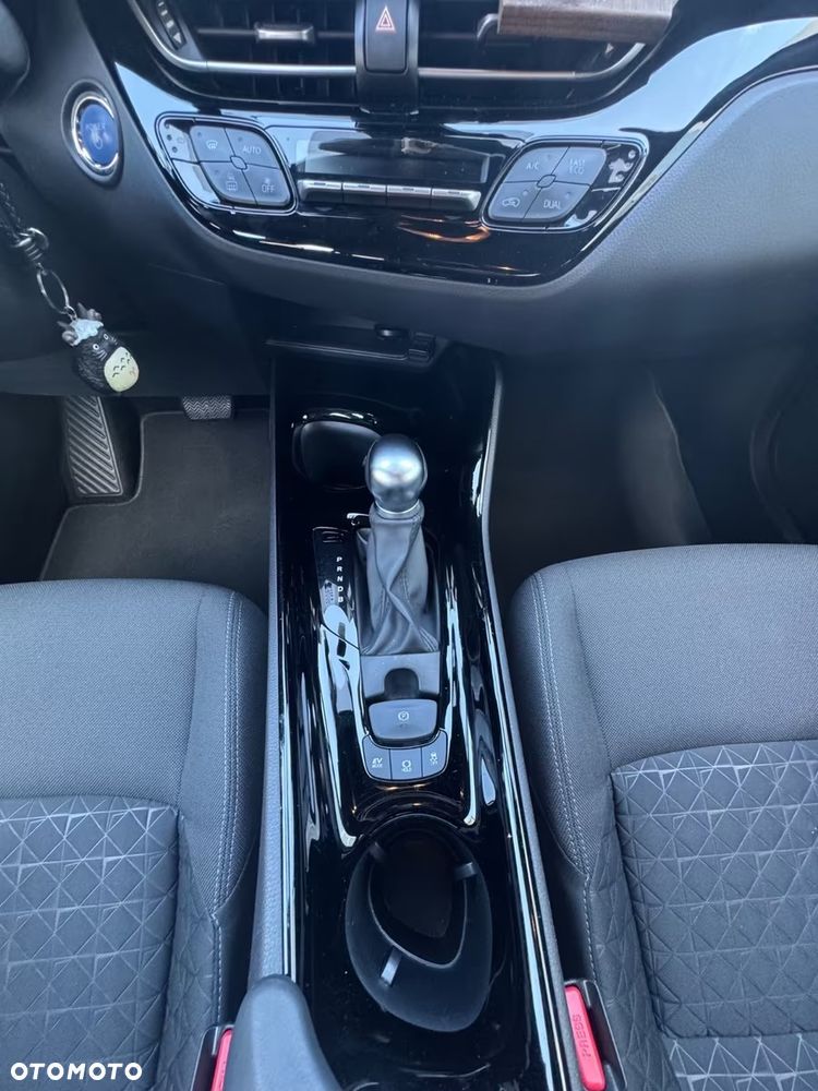 Toyota C-HR 1.8 Hybrid Dynamic - 3