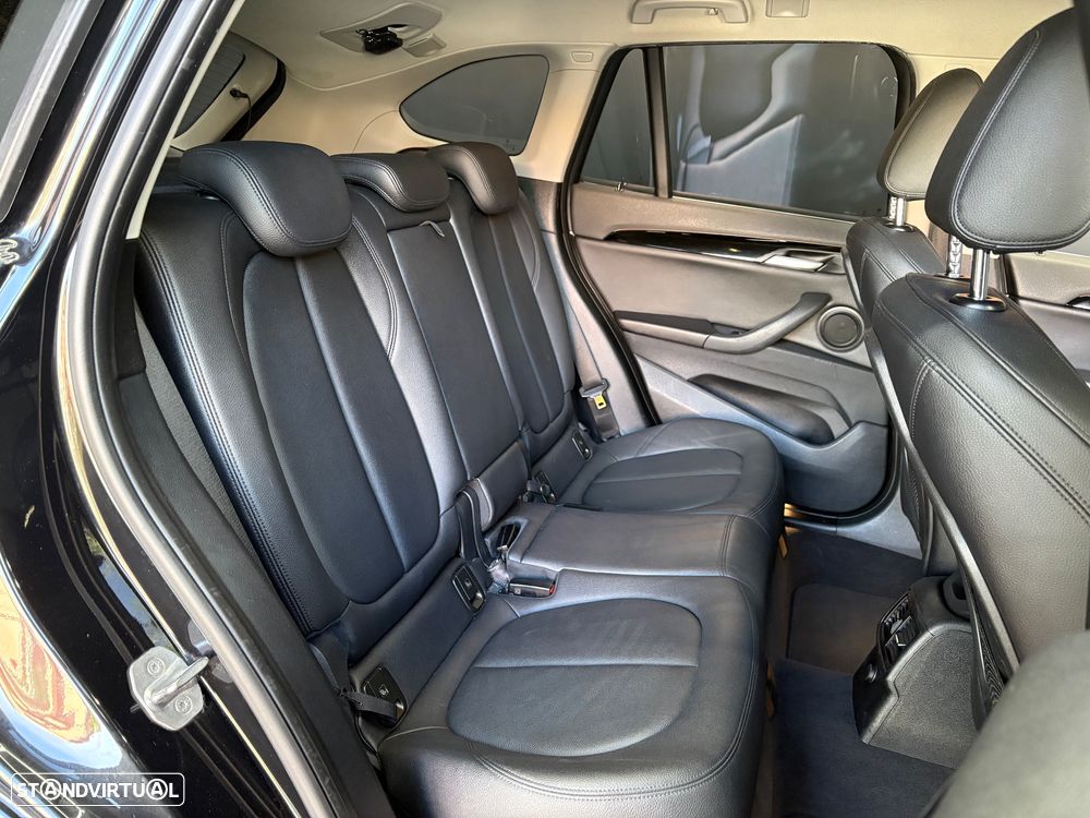 BMW X1 16 d sDrive Line Sport - 14