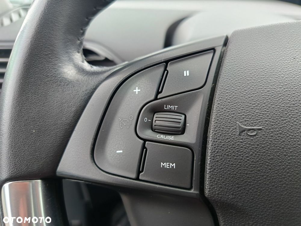 Citroën C4 Picasso 1.2 PureTech Live S&S - 12