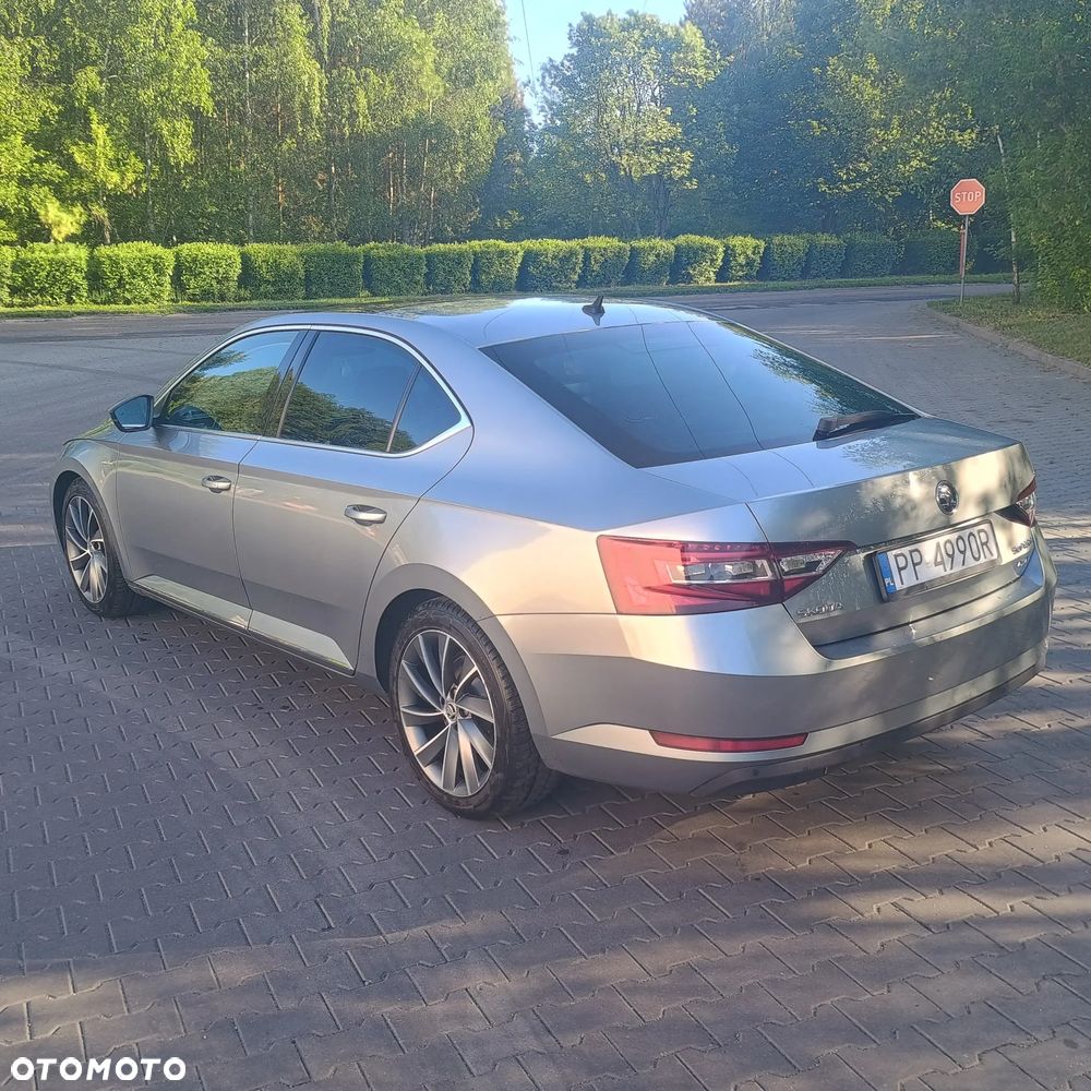 Skoda Superb 2.0 TDI SCR 4x4 L&K DSG - 3