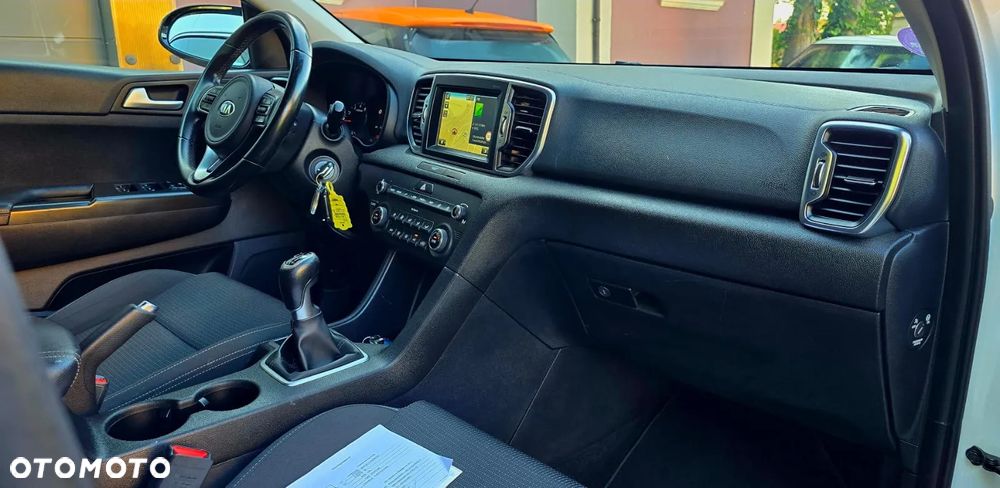 Kia Sportage 1.6 GDI 2WD Dream-Team Edition - 21