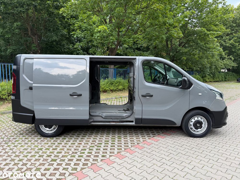 Renault Trafic - 12