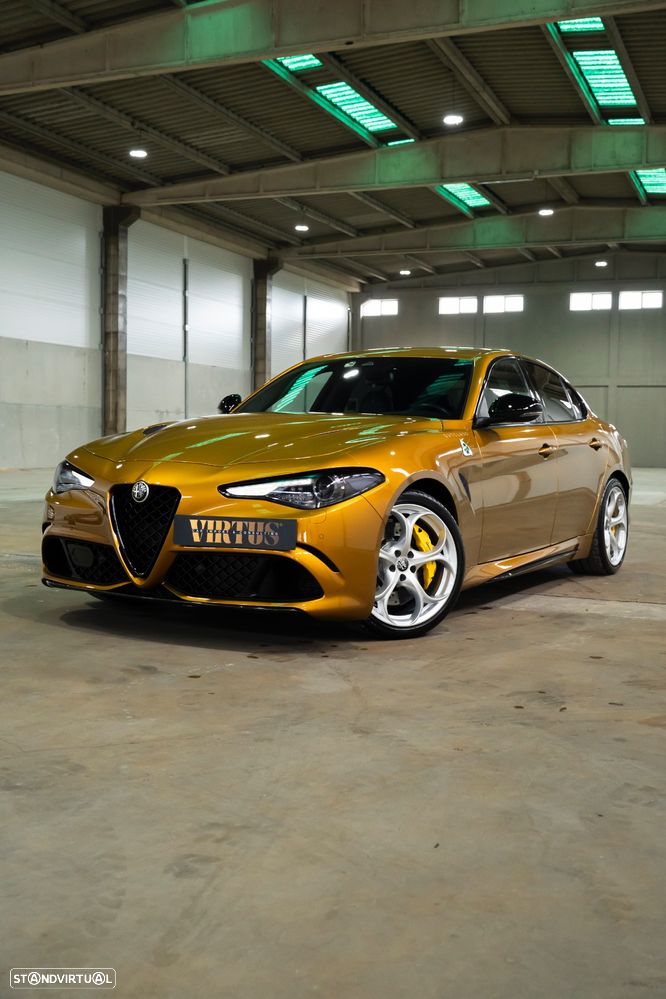 Alfa Romeo Giulia 2.9 V6 Bi-Turbo AT8 Quadrifoglio
