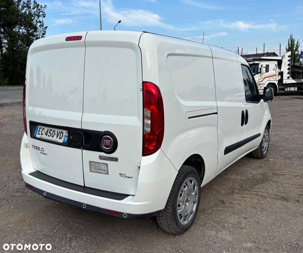 Fiat DOBLO - 7
