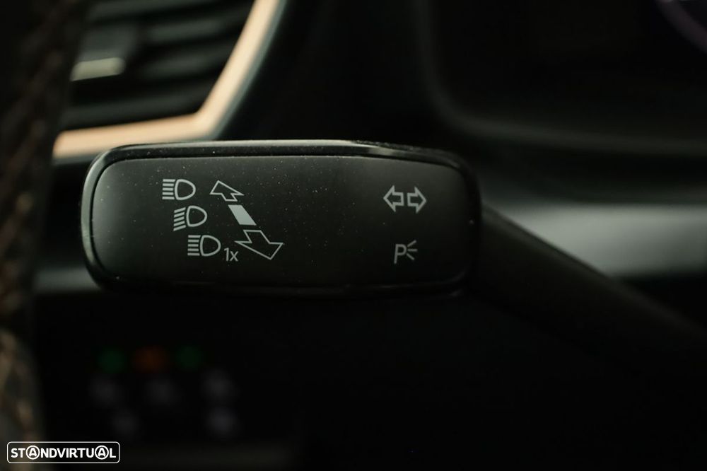 Cupra Formentor 1.5 e-Hybrid DSG - 17