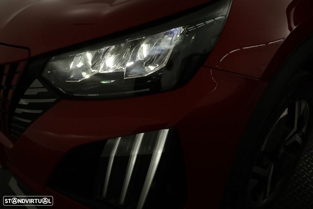 Peugeot 2008 1.2 PureTech Allure - 6