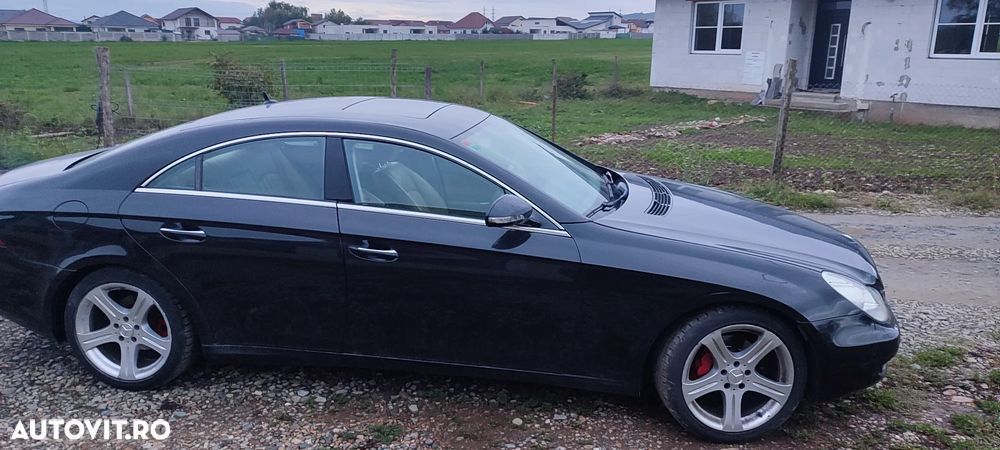 Mercedes-Benz CLS - 12