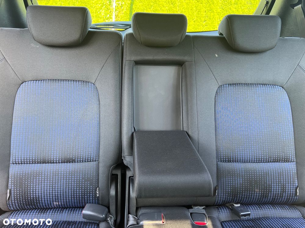Hyundai ix20 1.4 Trend - 37