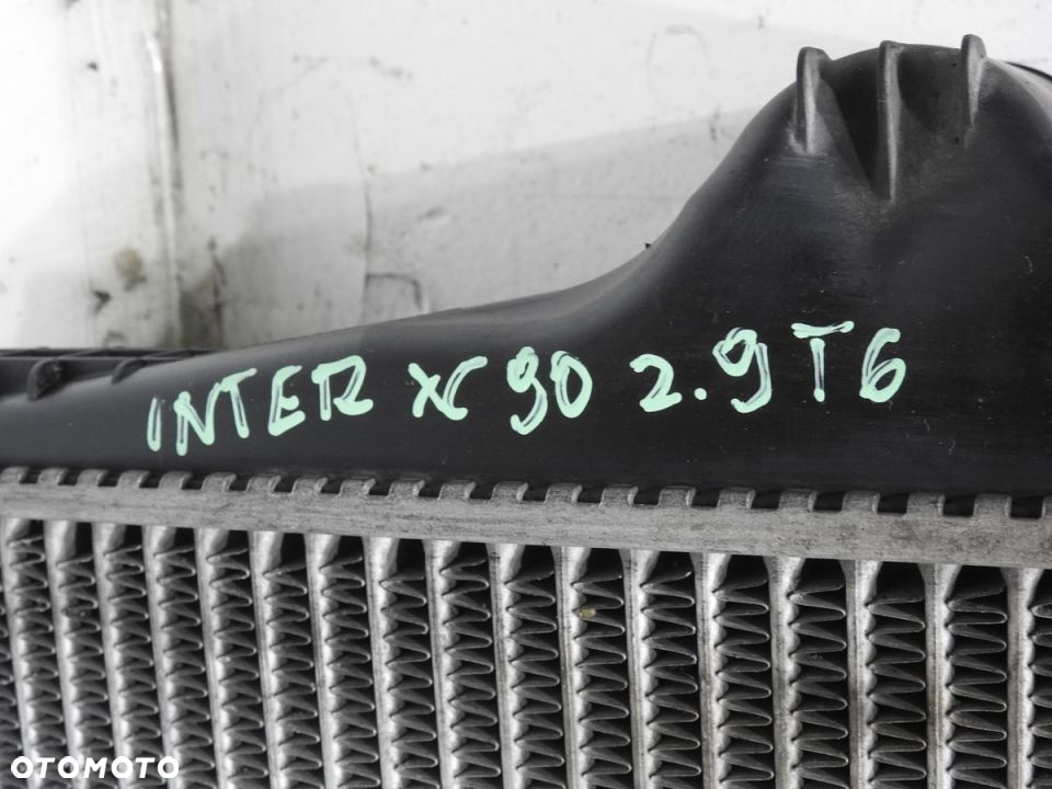 CHŁODNICA INTERCOOLER VOLVO XC90 I T6 2.9 8627375 - 8