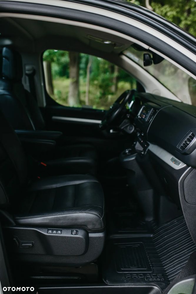 Toyota Proace Verso - 25