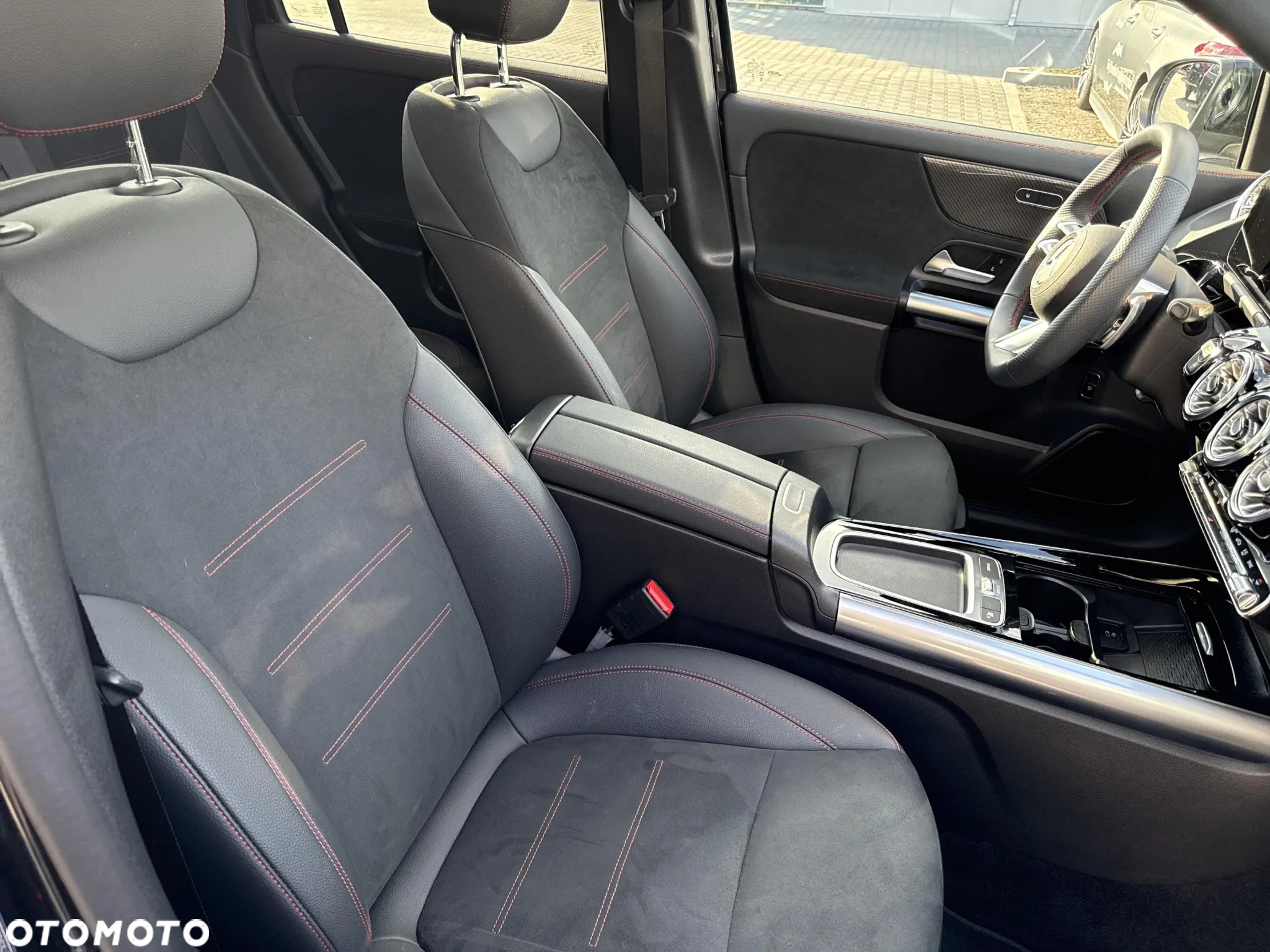 Mercedes-Benz GLA 200 d 4-Matic AMG Line 8G-DCT - 20