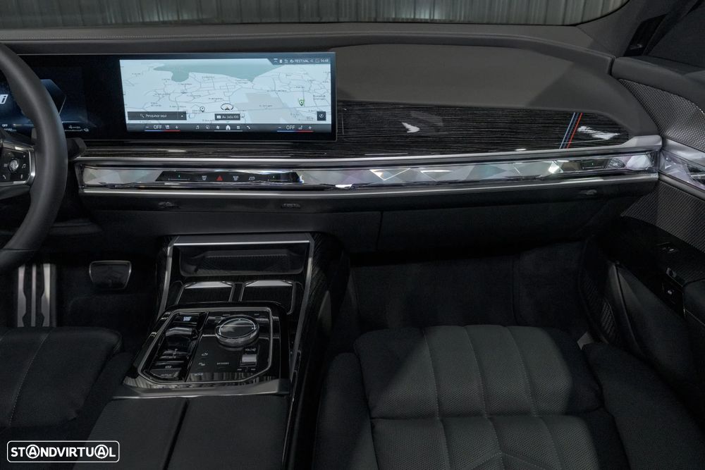 BMW 750 e xDrive - 8