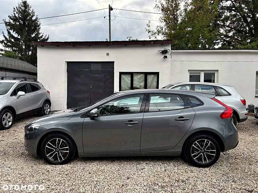 Volvo V40 D2 Drive-E Momentum - 3