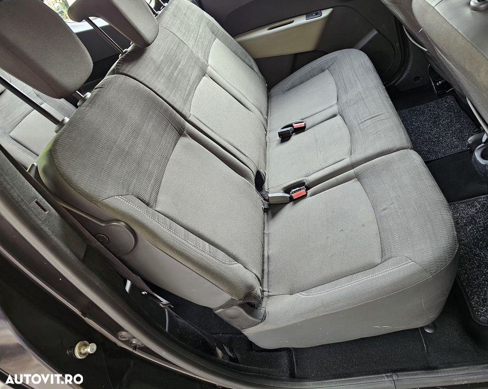 Dacia Lodgy TCe 115 Laureate - 8