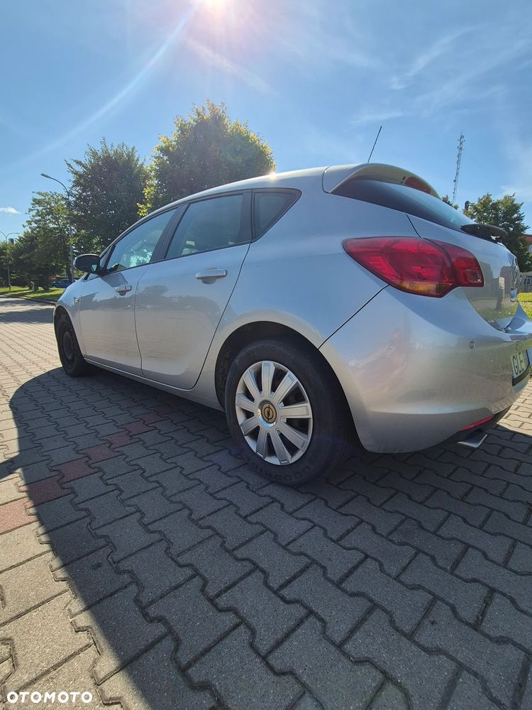 Opel Astra 1.4 Turbo - 5