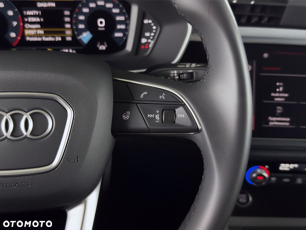 Audi Q3 Sportback - 24