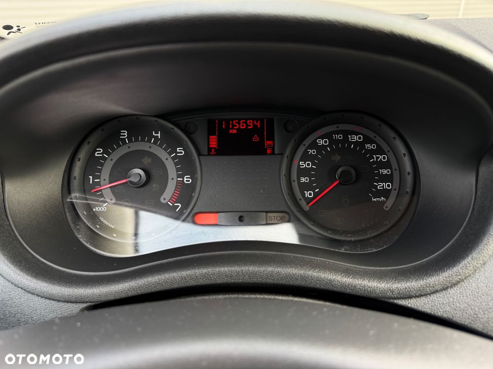 Renault Clio - 11