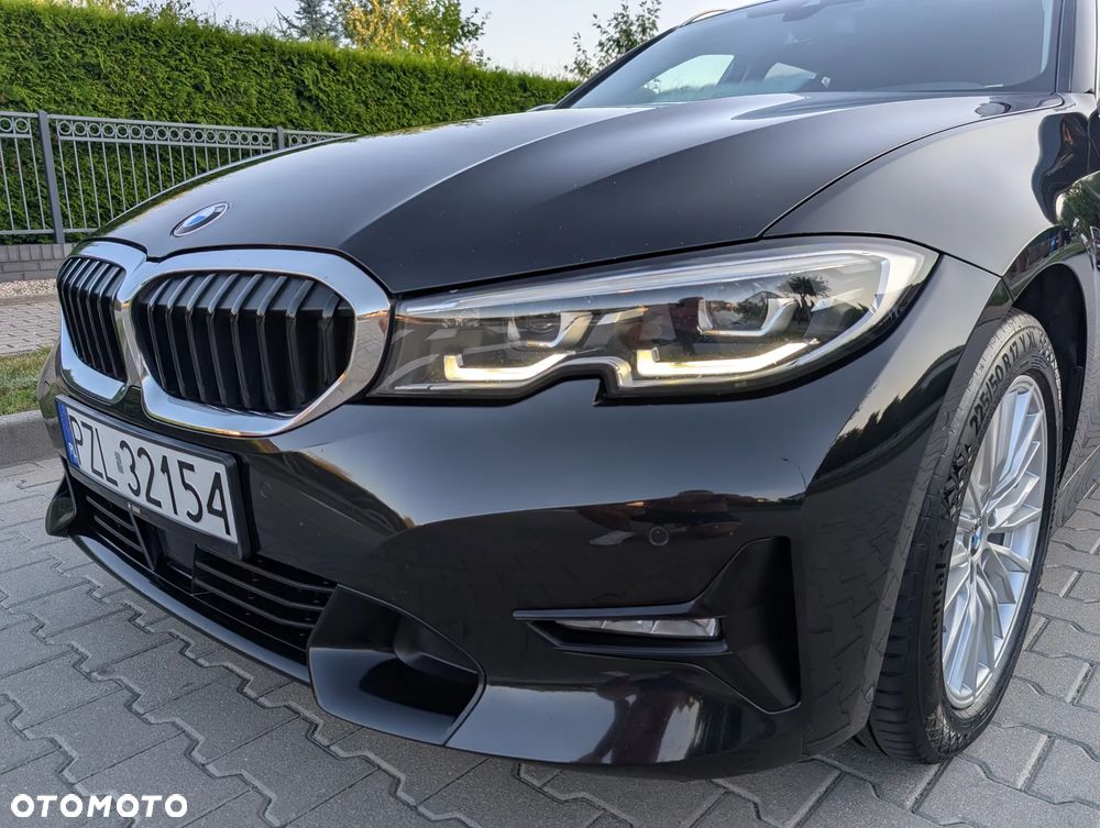 BMW Seria 3 320d MHEV Sport Line - 38